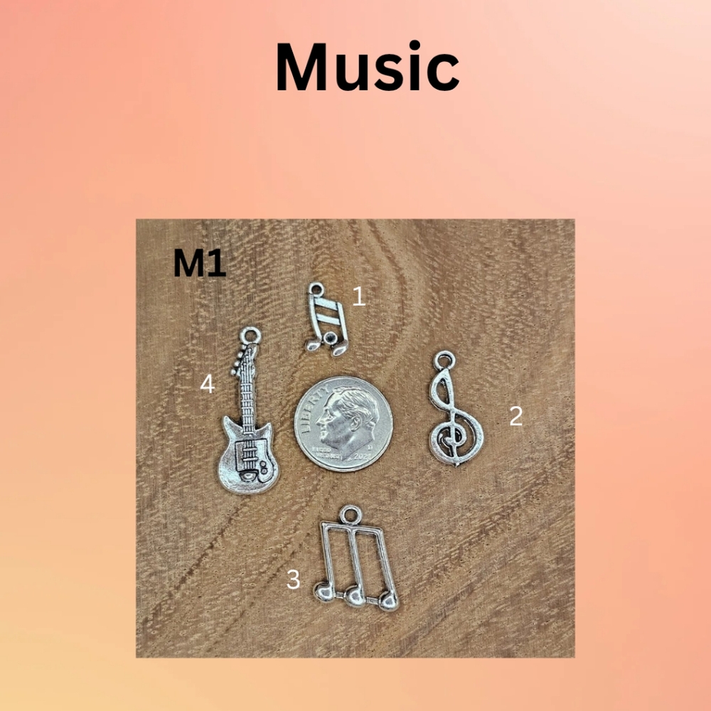 personalized charm bracelet show listing - Picture 8 of 16